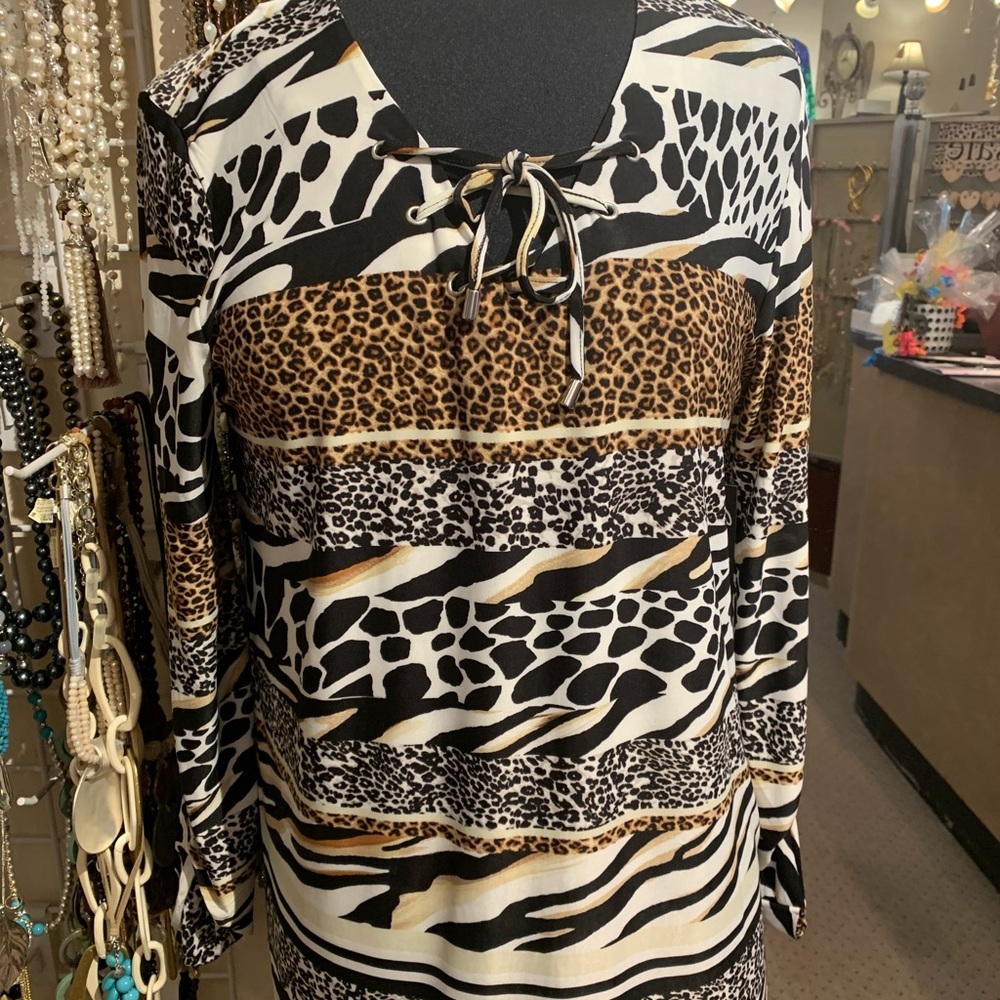 Harve’ Bernard animal print top